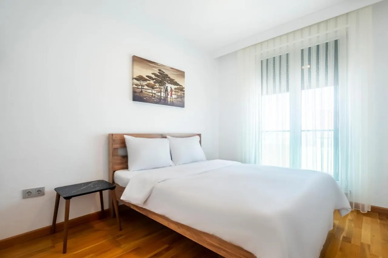 이스탄불 Chic Flat Near Public Transportation In Goztepe 아파트 0*,  터키